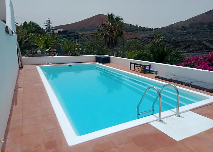 Scenic Views, Heated Pool, Vineyard - Casa Mavi La Vegueta