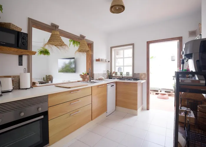 Scenic Views, Heated Pool, Vineyard - Casa Mavi