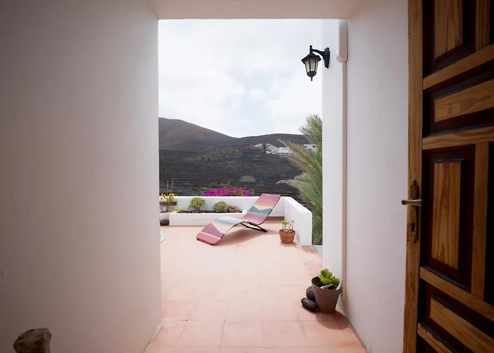 Villa Scenic Views, Heated Pool, Vineyard - Casa Mavi