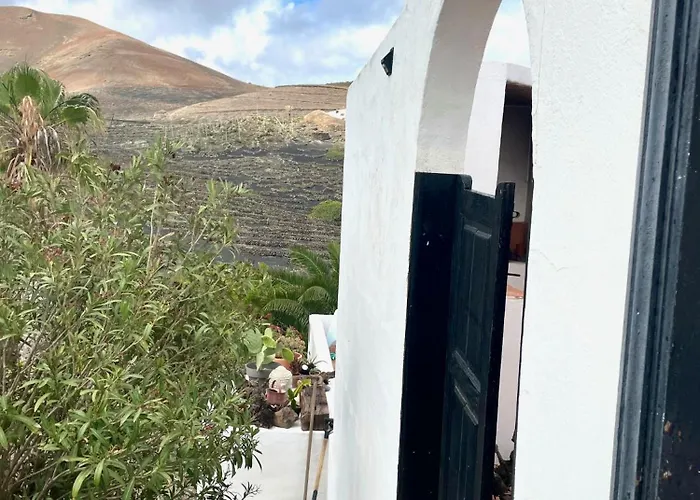 Villa Scenic Views, Heated Pool, Vineyard - Casa Mavi