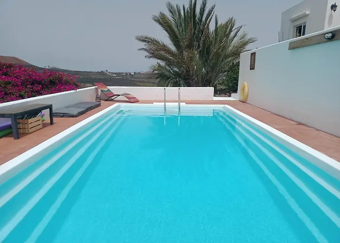 Scenic Views, Heated Pool, Vineyard - Casa Mavi