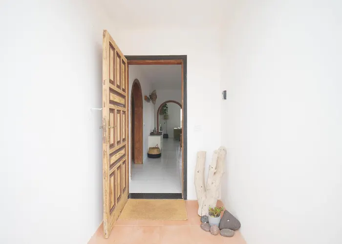 Scenic Views, Heated Pool, Vineyard - Casa Mavi * La Vegueta