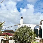 Scenic Views, Heated Pool, Vineyard - Casa Mavi فيلة La Vegueta