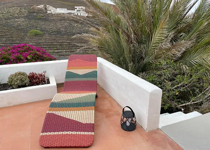 Villa Scenic Views, Heated Pool, Vineyard - Casa Mavi La Vegueta