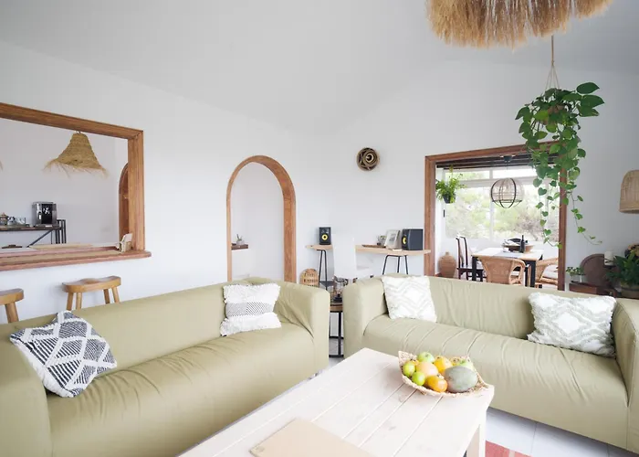 Villa Scenic Views, Heated Pool, Vineyard - Casa Mavi *