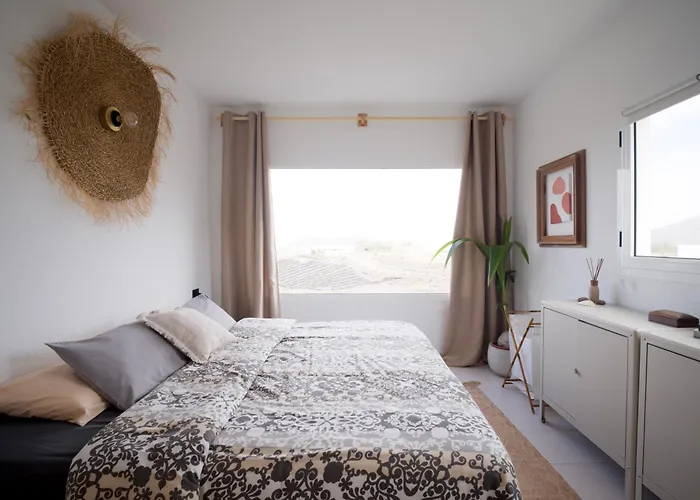 Scenic Views, Heated Pool, Vineyard - Casa Mavi Villa La Vegueta